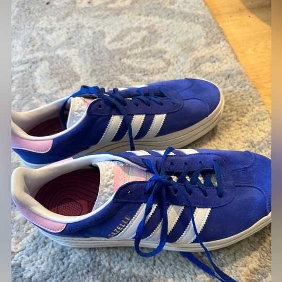 Adidas platform sambas in woman’s size 11 - Picture 1 of 3